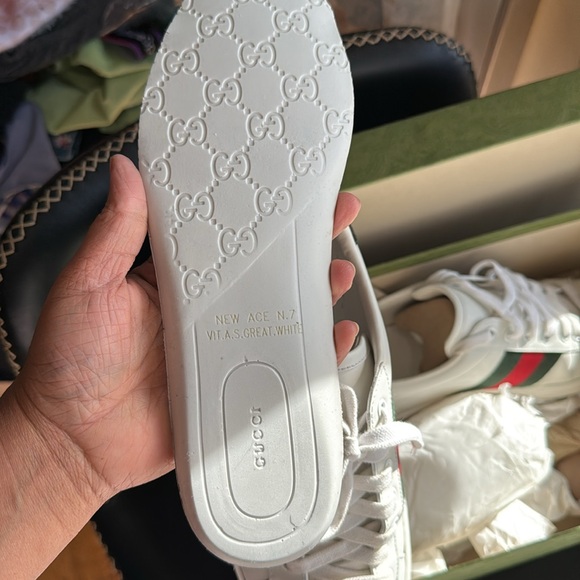 Gucci size 7men - Picture 13 of 14